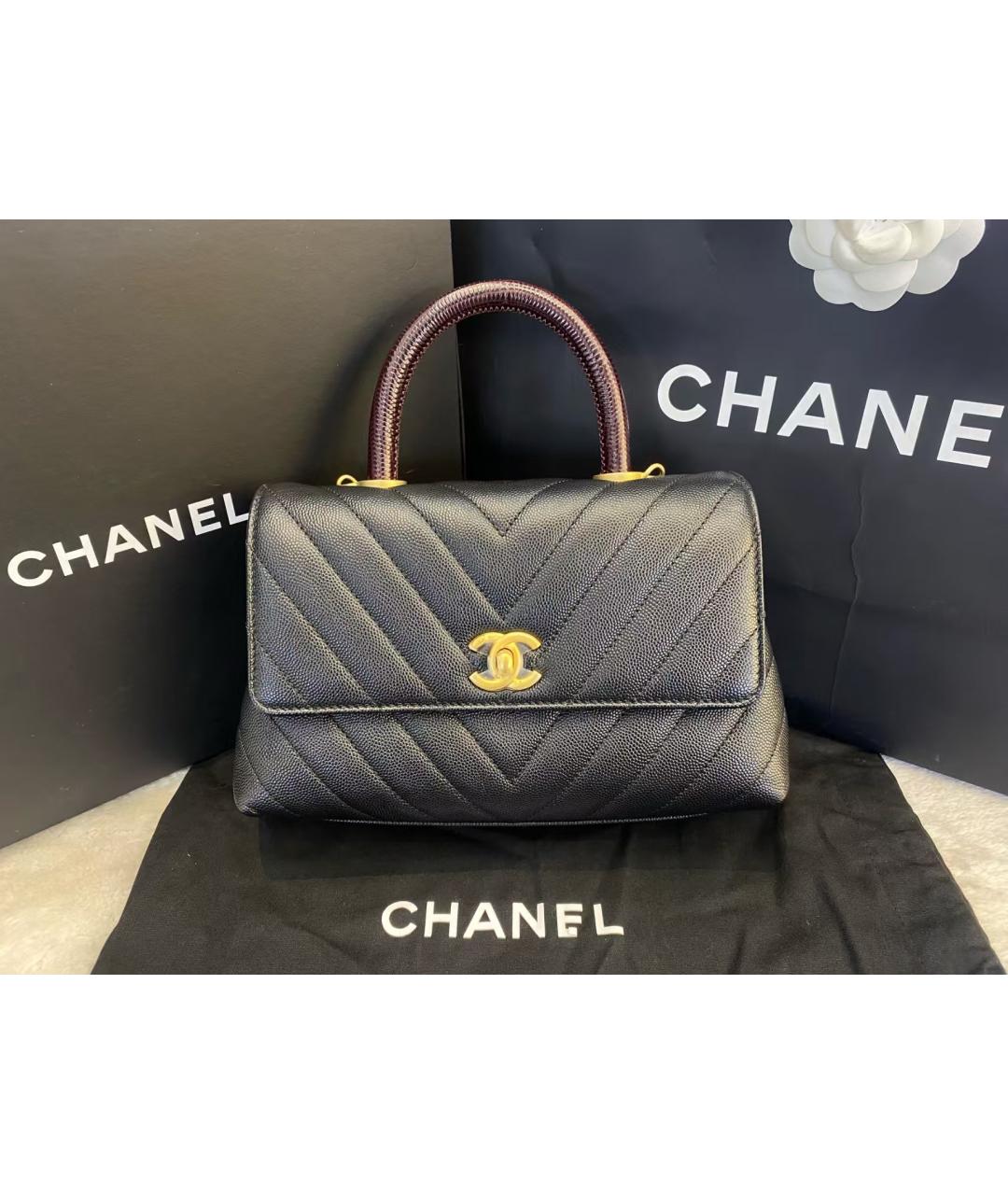 CHANEL Черная кожаная сумка с короткими ручками, фото 3