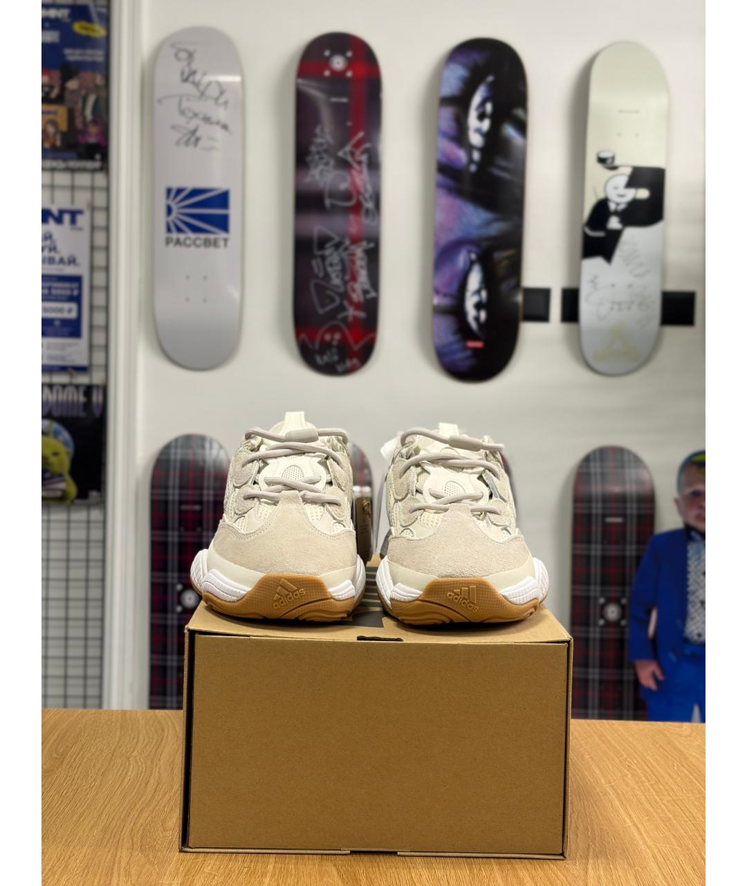 ADIDAS YEEZY Бежевые низкие кроссовки / кеды, фото 2