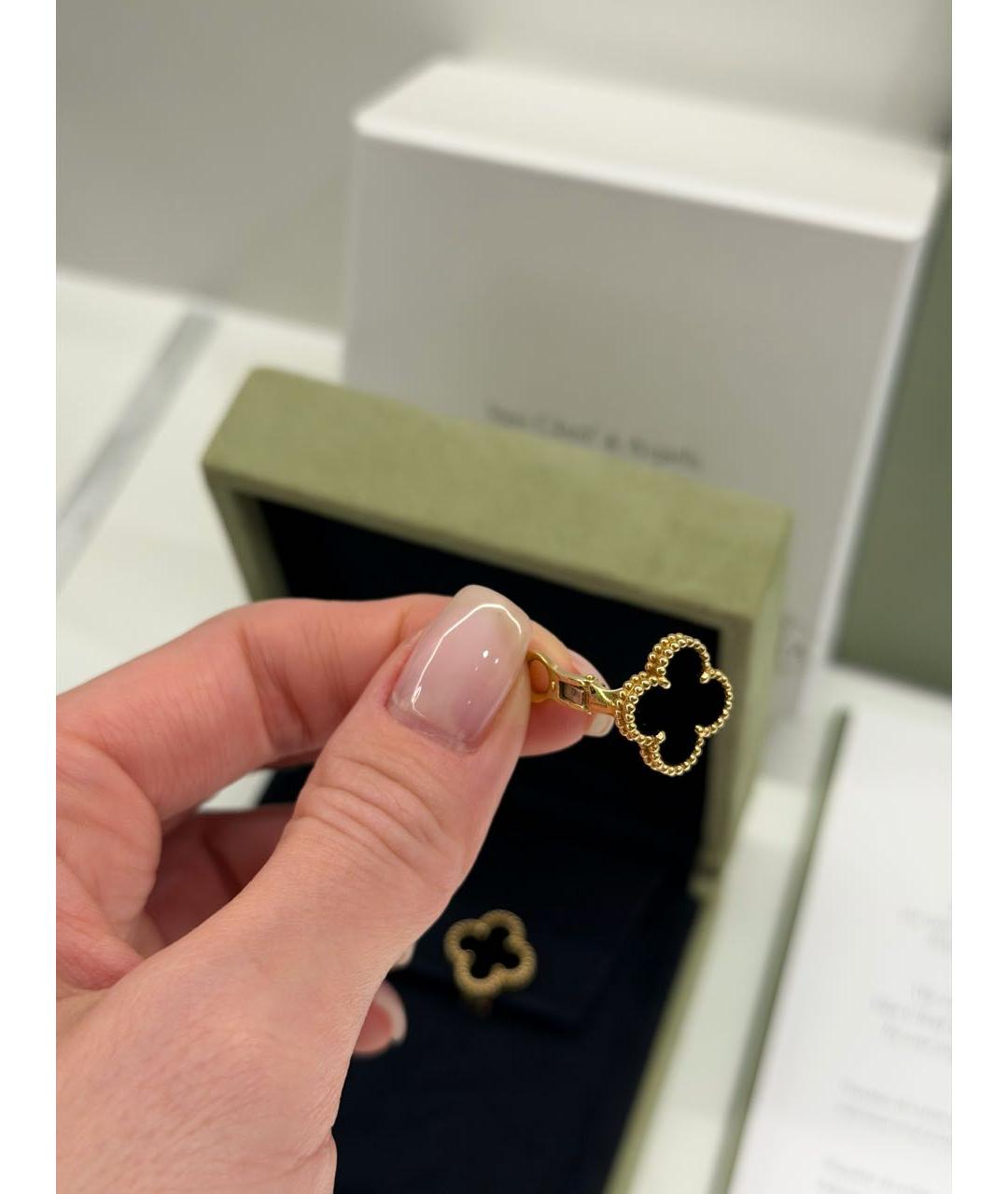VAN CLEEF & ARPELS Черные серьги из желтого золота, фото 4