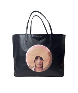 GIVENCHY Сумка через плечо