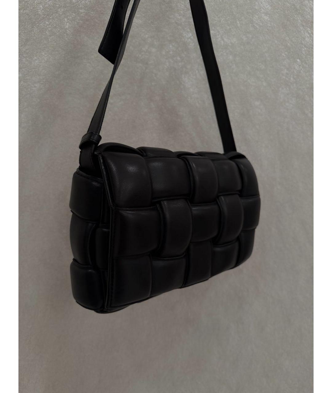 BOTTEGA VENETA Черная кожаная сумка через плечо, фото 2
