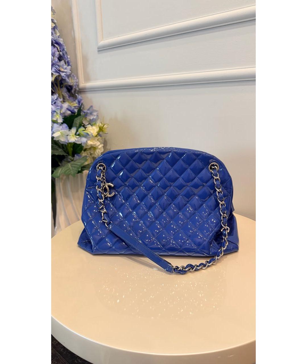 CHANEL Синяя сумка тоут из лакированной кожи, фото 9