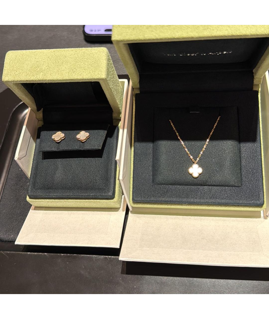 VAN CLEEF & ARPELS Белые серьги из желтого золота, фото 7