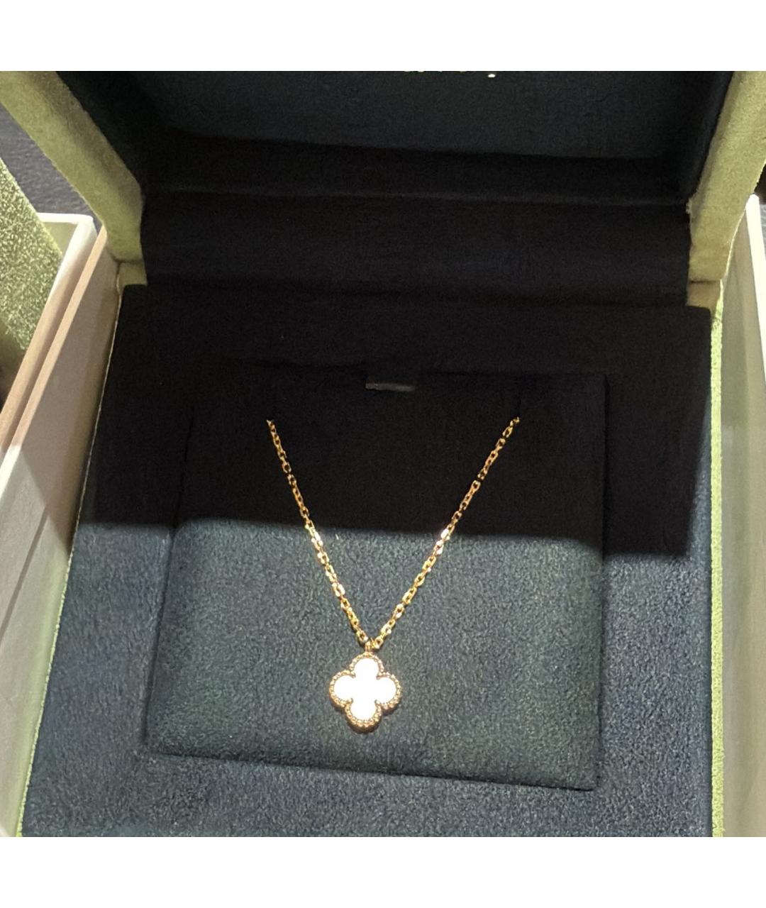 VAN CLEEF & ARPELS Белая подвеска из желтого золота, фото 9