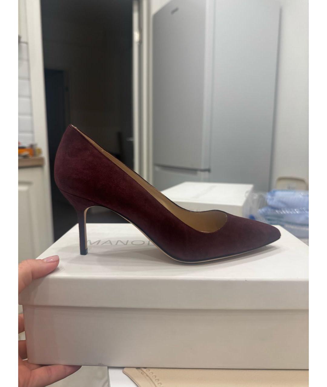 MANOLO BLAHNIK Бордовые замшевые туфли, фото 5