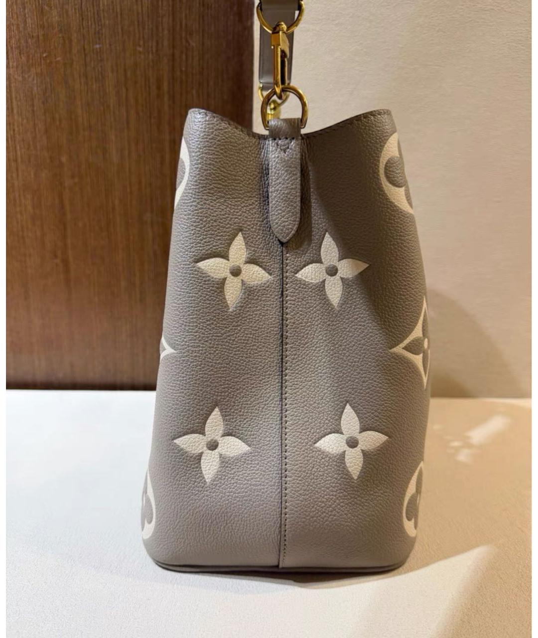 LOUIS VUITTON Бежевая кожаная сумка с короткими ручками, фото 4