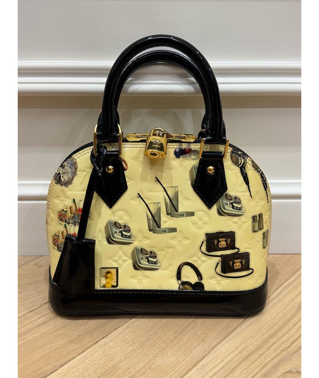 LOUIS VUITTON Бежевая сумка с короткими ручками из лакированной кожи, фото 9