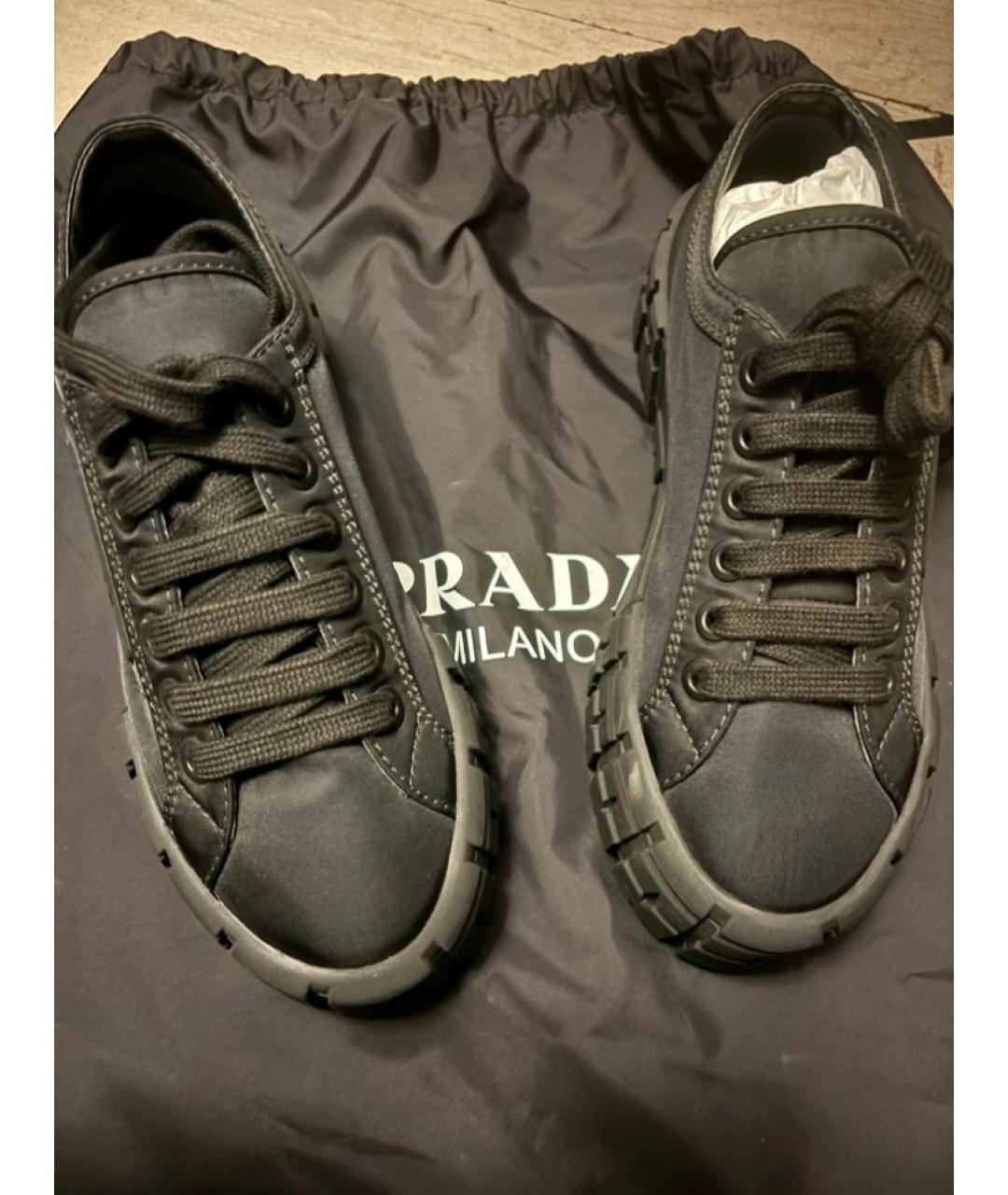 PRADA Черные текстильные кеды, фото 3