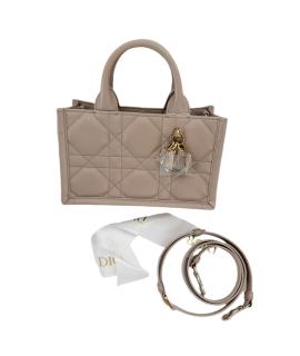 CHRISTIAN DIOR Сумка через плечо