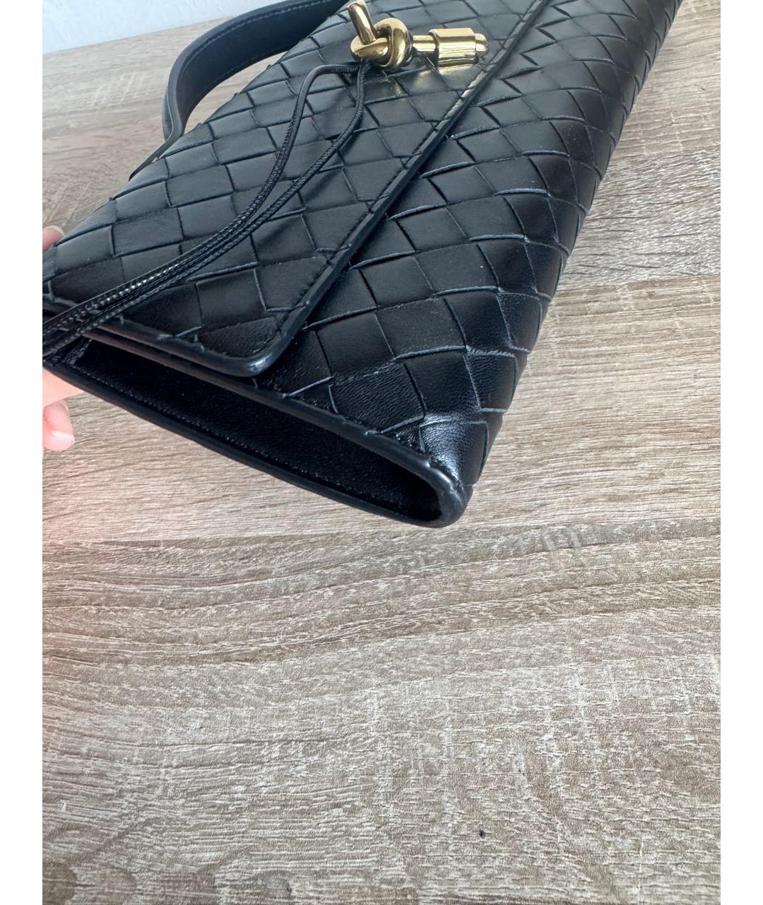 BOTTEGA VENETA Черная кожаная сумка с короткими ручками, фото 3