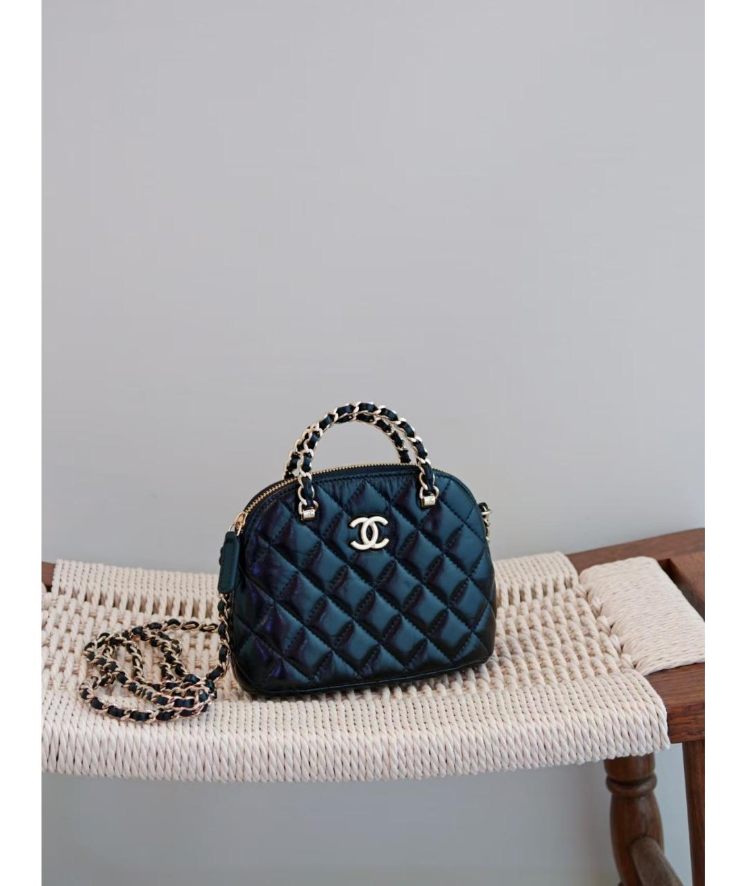CHANEL Черная кожаная сумка с короткими ручками, фото 3