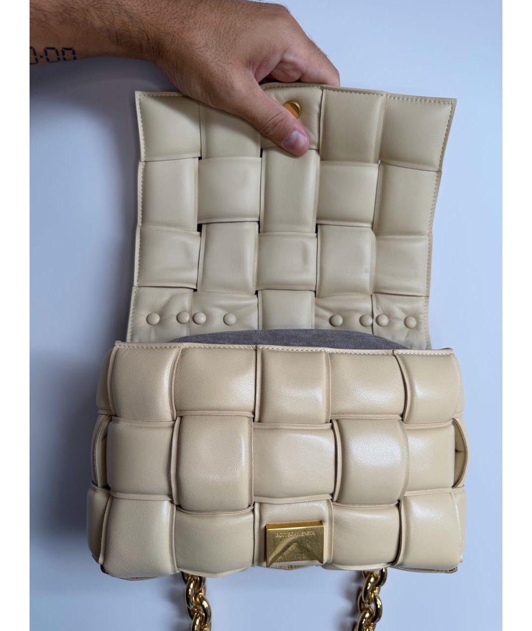 BOTTEGA VENETA Бежевая кожаная сумка с короткими ручками, фото 5