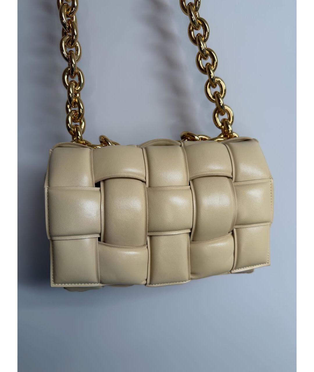 BOTTEGA VENETA Бежевая кожаная сумка с короткими ручками, фото 6