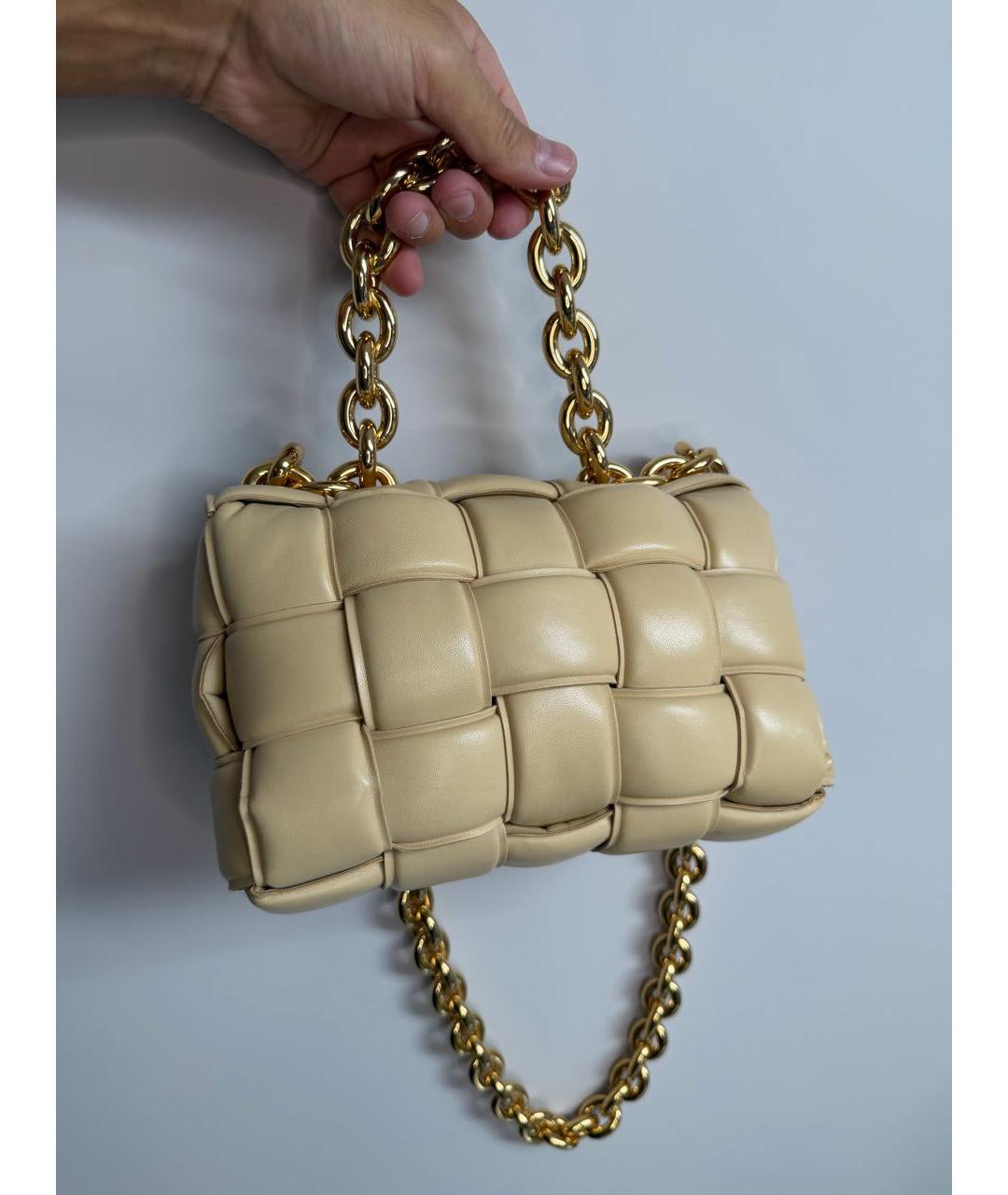BOTTEGA VENETA Бежевая кожаная сумка с короткими ручками, фото 3