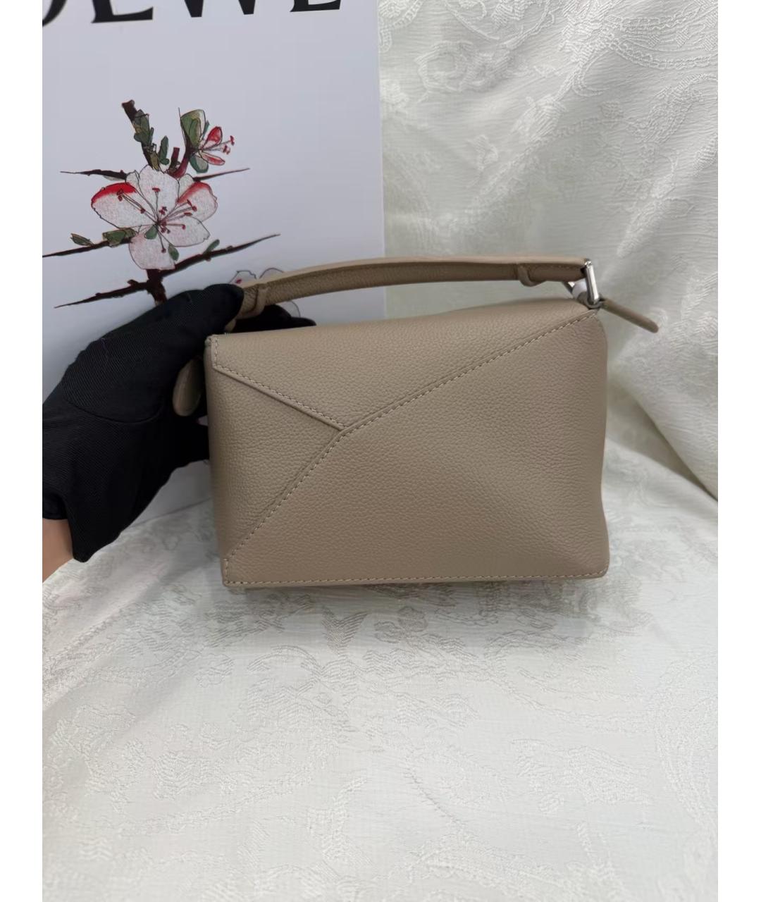 LOEWE Бежевая кожаная сумка через плечо, фото 3