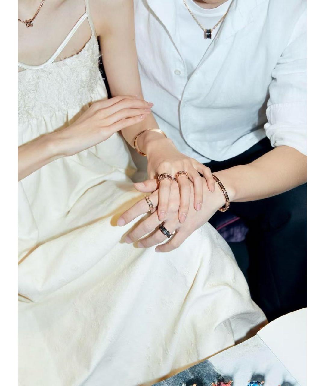BVLGARI Черное кольцо из розового золота, фото 3