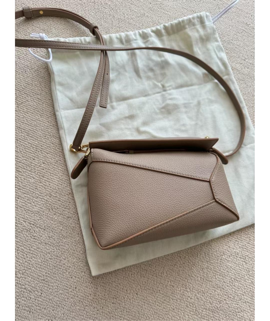 LOEWE Бежевая кожаная сумка через плечо, фото 2