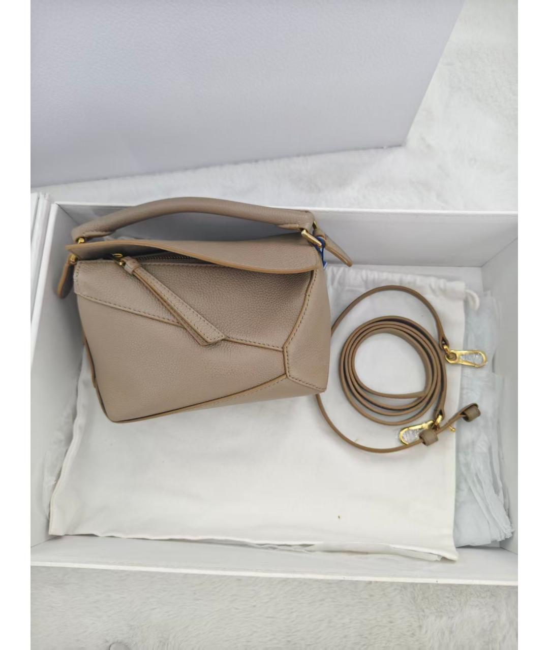 LOEWE Бежевая кожаная сумка через плечо, фото 2