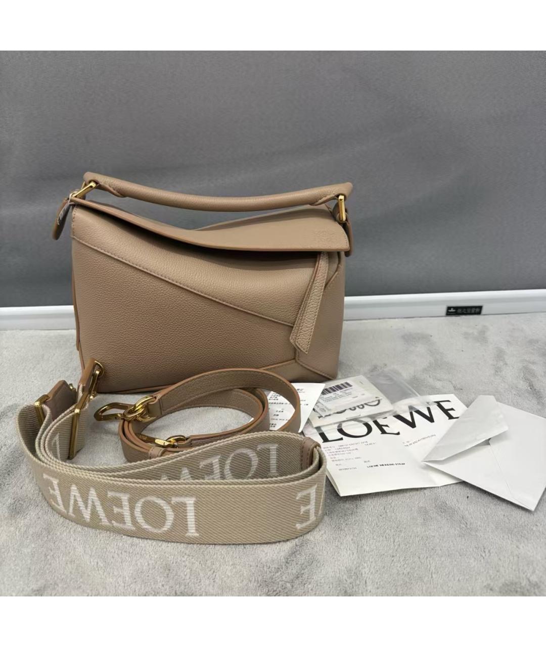 LOEWE Бежевая кожаная сумка через плечо, фото 2