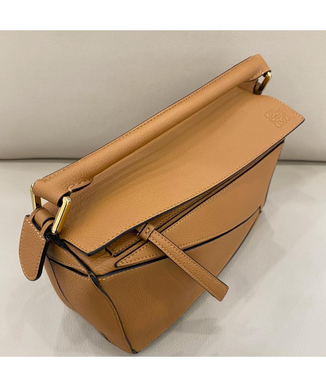 LOEWE Коричневая кожаная сумка через плечо, фото 3