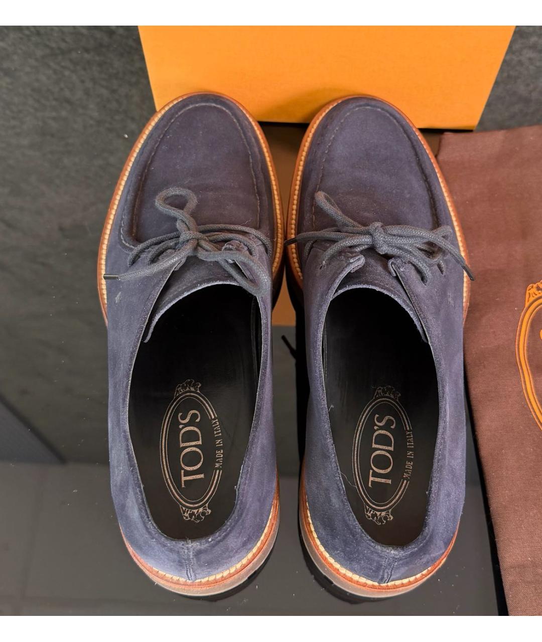TOD'S Темно-синие замшевые низкие ботинки, фото 3