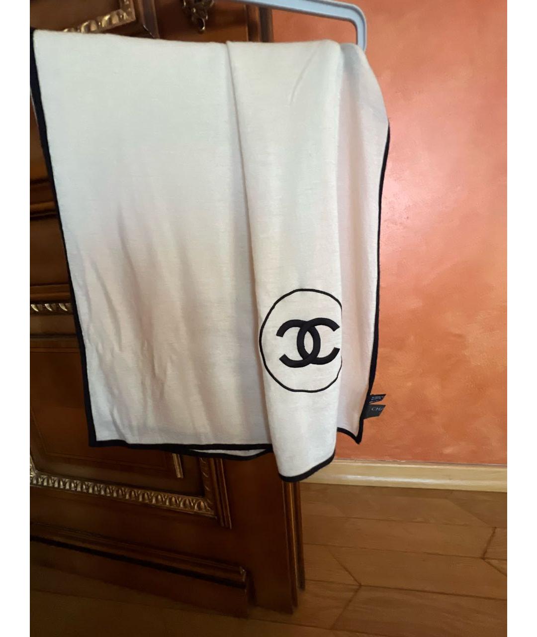 CHANEL Белый кашемировый шарф, фото 2