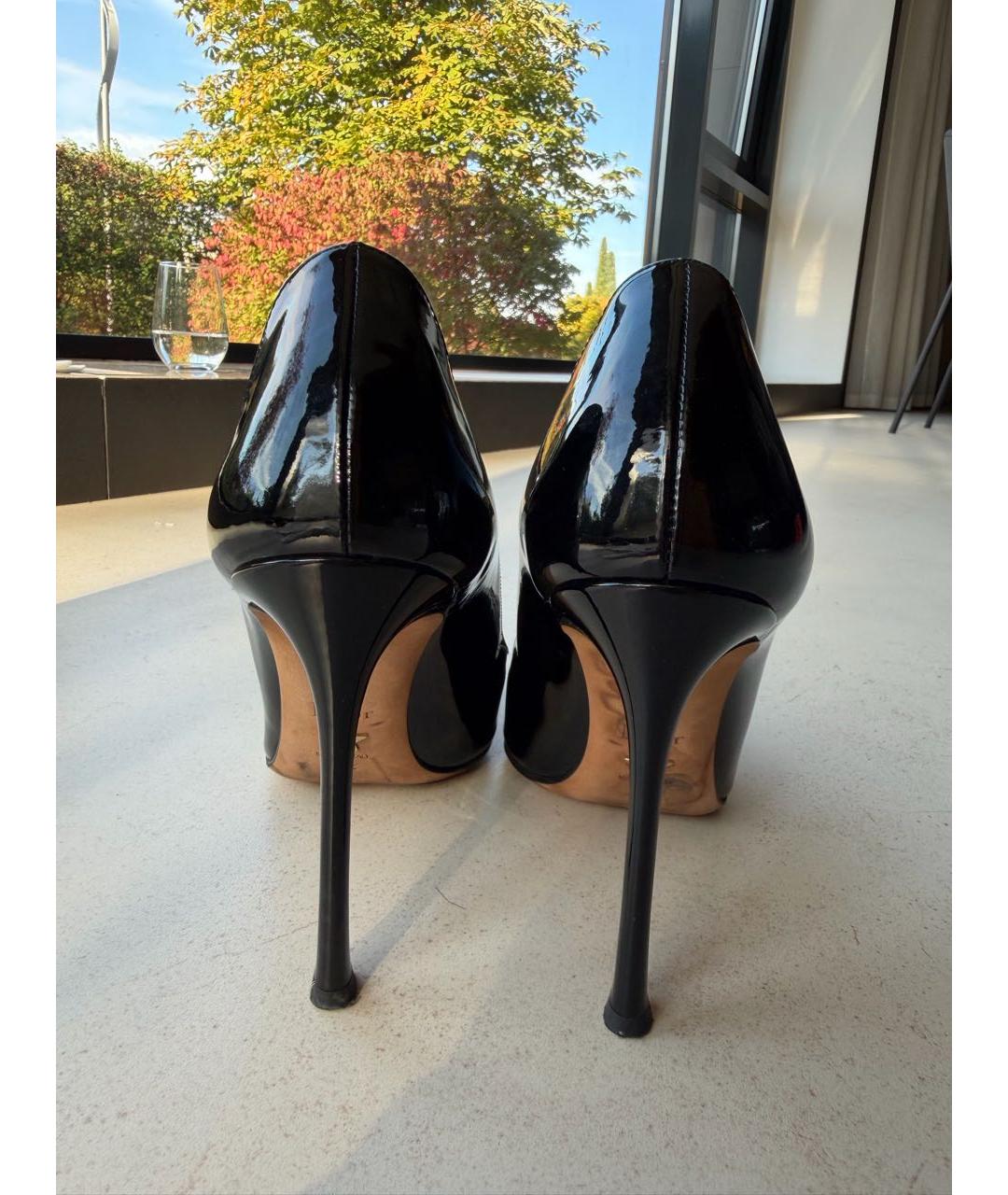 CHRISTIAN DIOR Черные туфли из лакированной кожи, фото 4