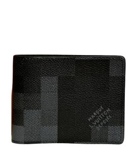 LOUIS VUITTON Кошелек
