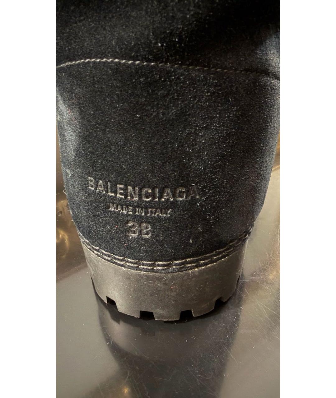 BALENCIAGA Черные замшевые ботинки, фото 4