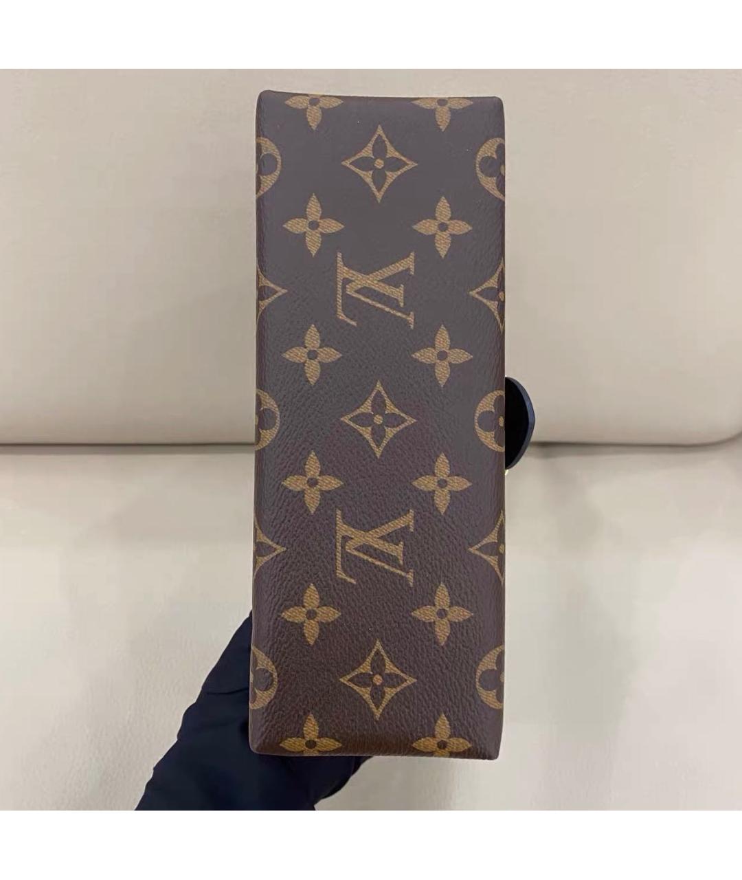 LOUIS VUITTON Черная кожаная сумка через плечо, фото 5