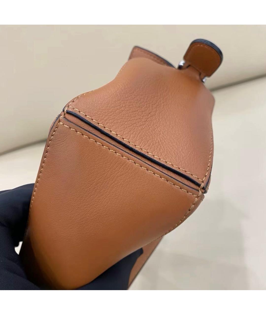 LOEWE Коричневая кожаная сумка через плечо, фото 6