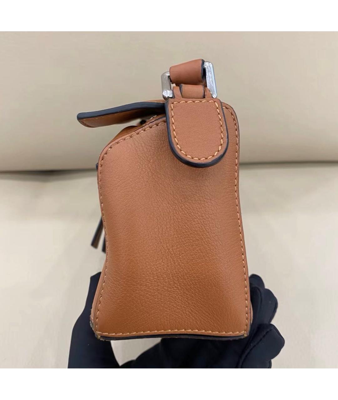 LOEWE Коричневая кожаная сумка через плечо, фото 5
