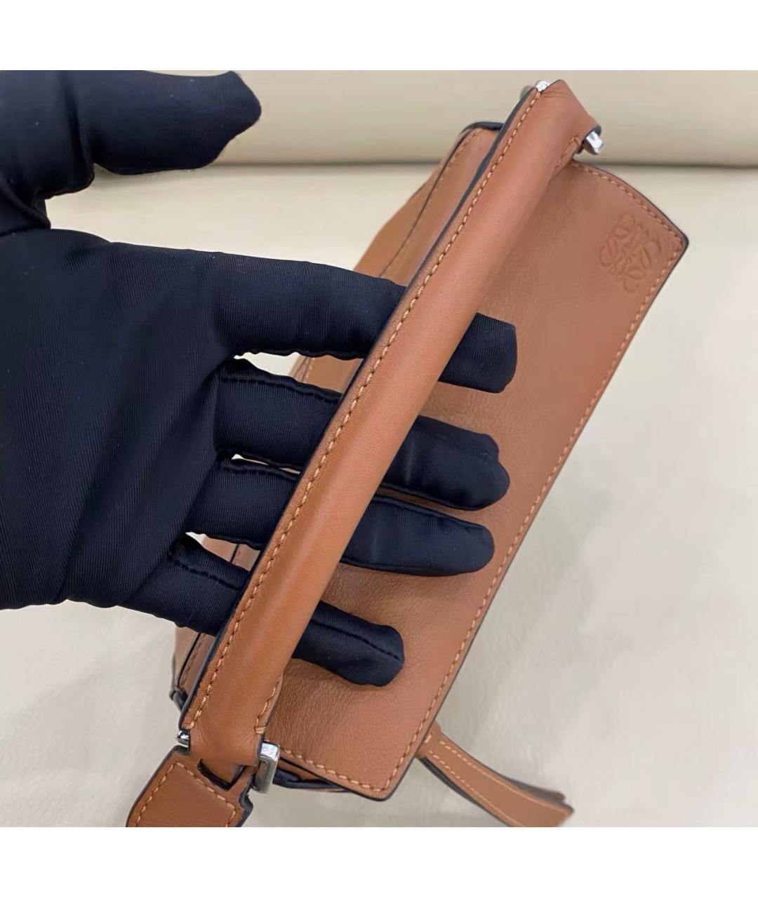 LOEWE Коричневая кожаная сумка через плечо, фото 7