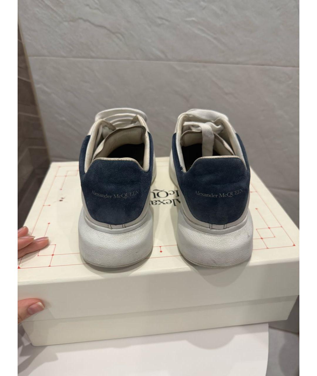 ALEXANDER MCQUEEN Белые кожаные кеды, фото 3
