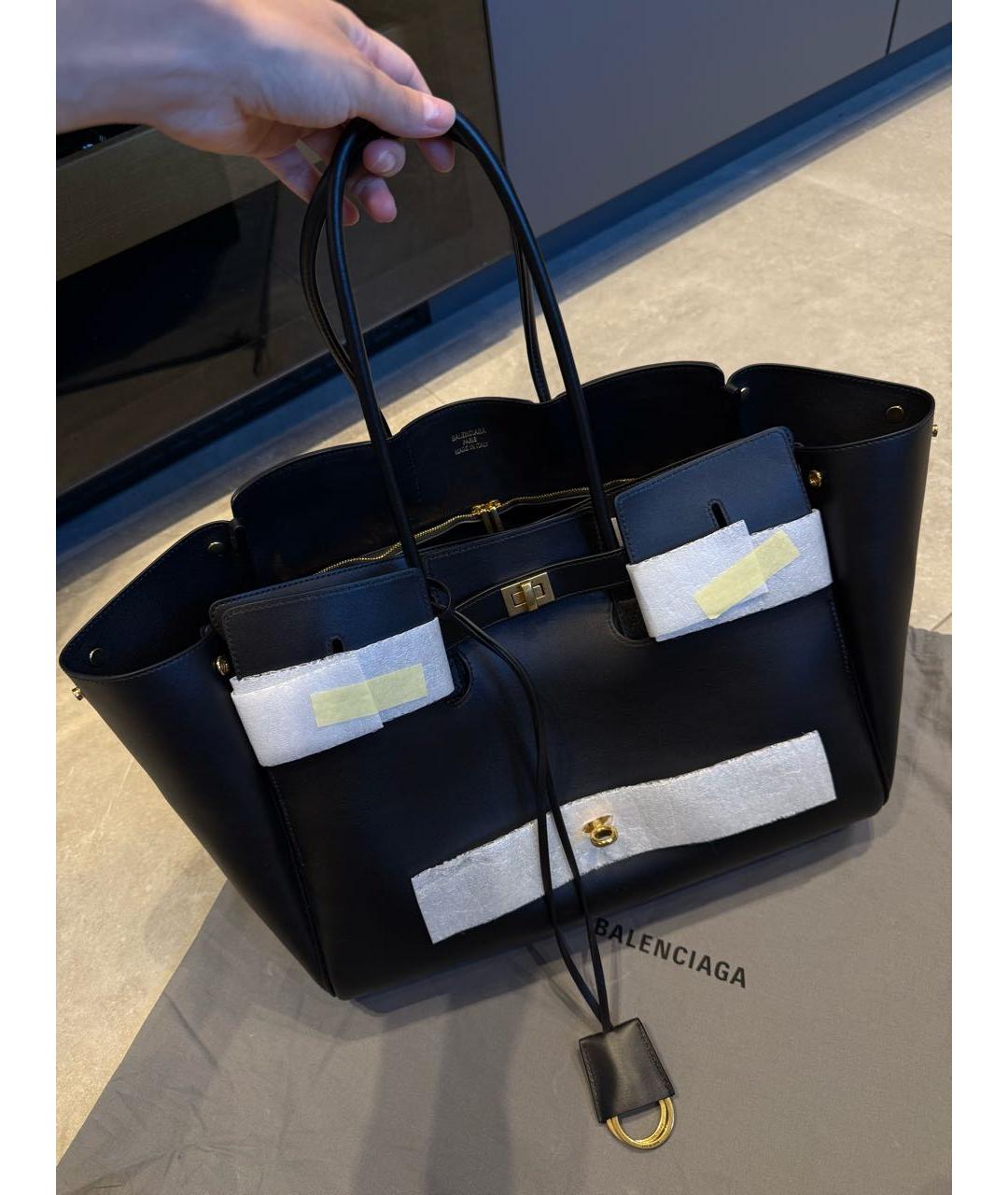 BALENCIAGA Черная кожаная сумка тоут, фото 5