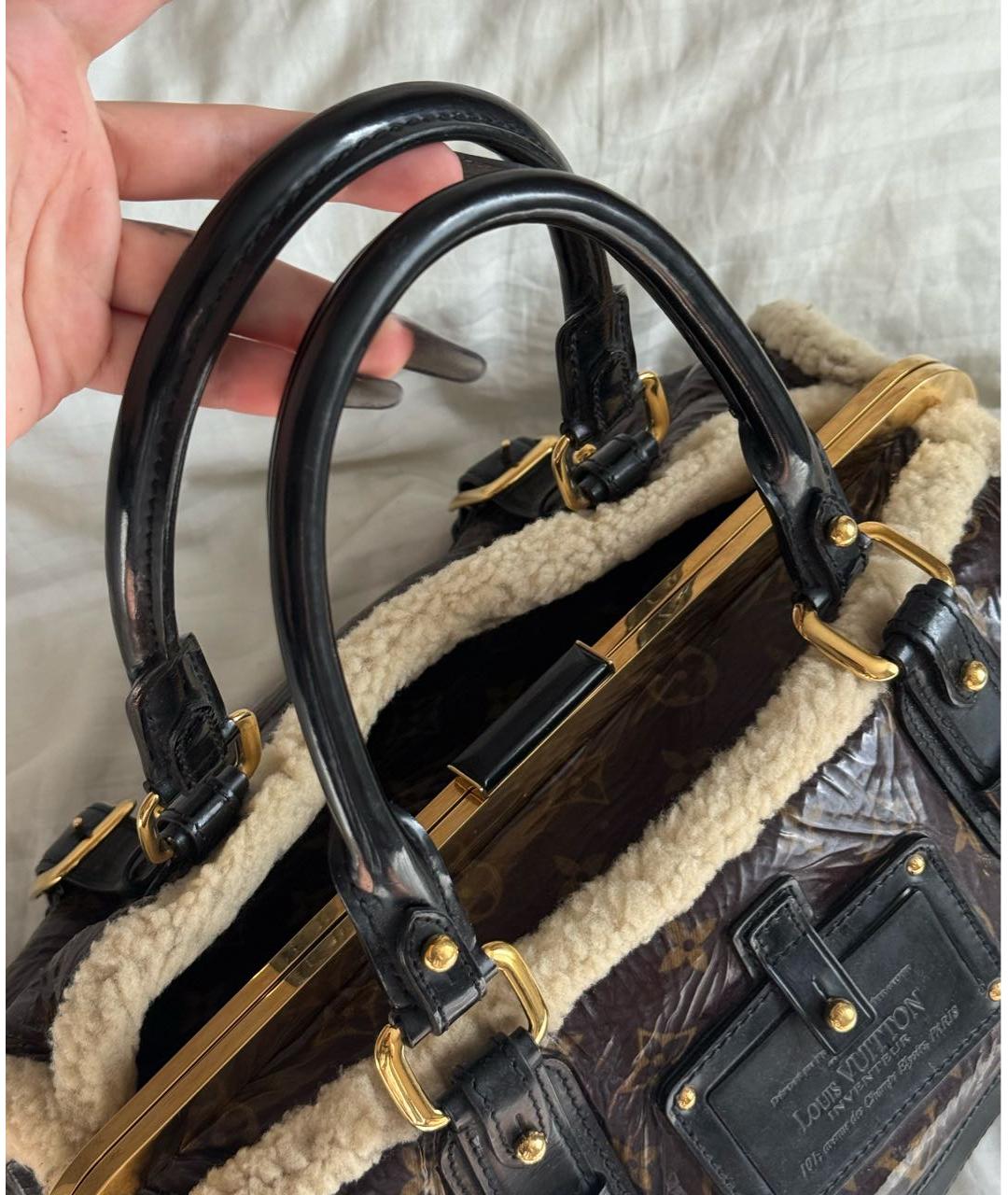 LOUIS VUITTON Коричневая сумка с короткими ручками из лакированной кожи, фото 4