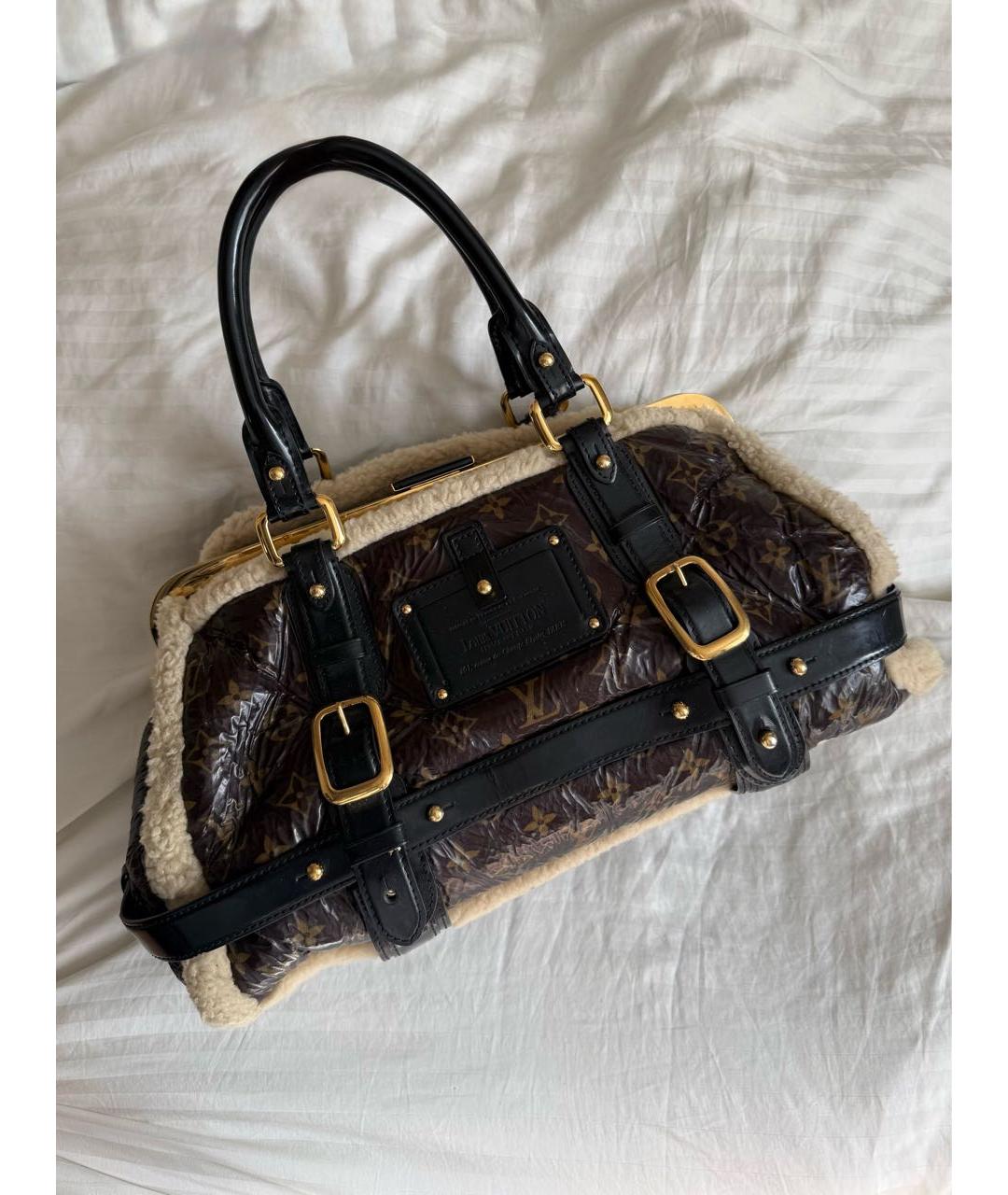 LOUIS VUITTON Коричневая сумка с короткими ручками из лакированной кожи, фото 2