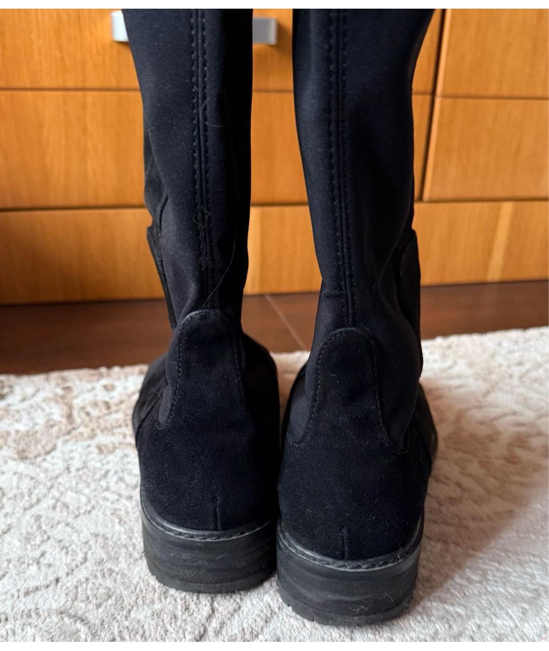 STUART WEITZMAN Черные замшевые ботфорты, фото 4