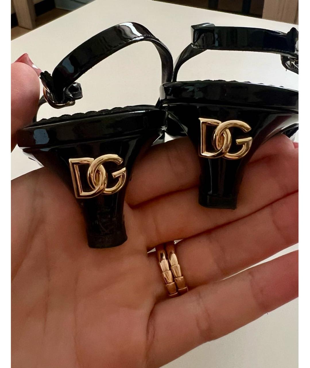 DOLCE&GABBANA Черные лодочки на низком каблуке из лакированной кожи, фото 4