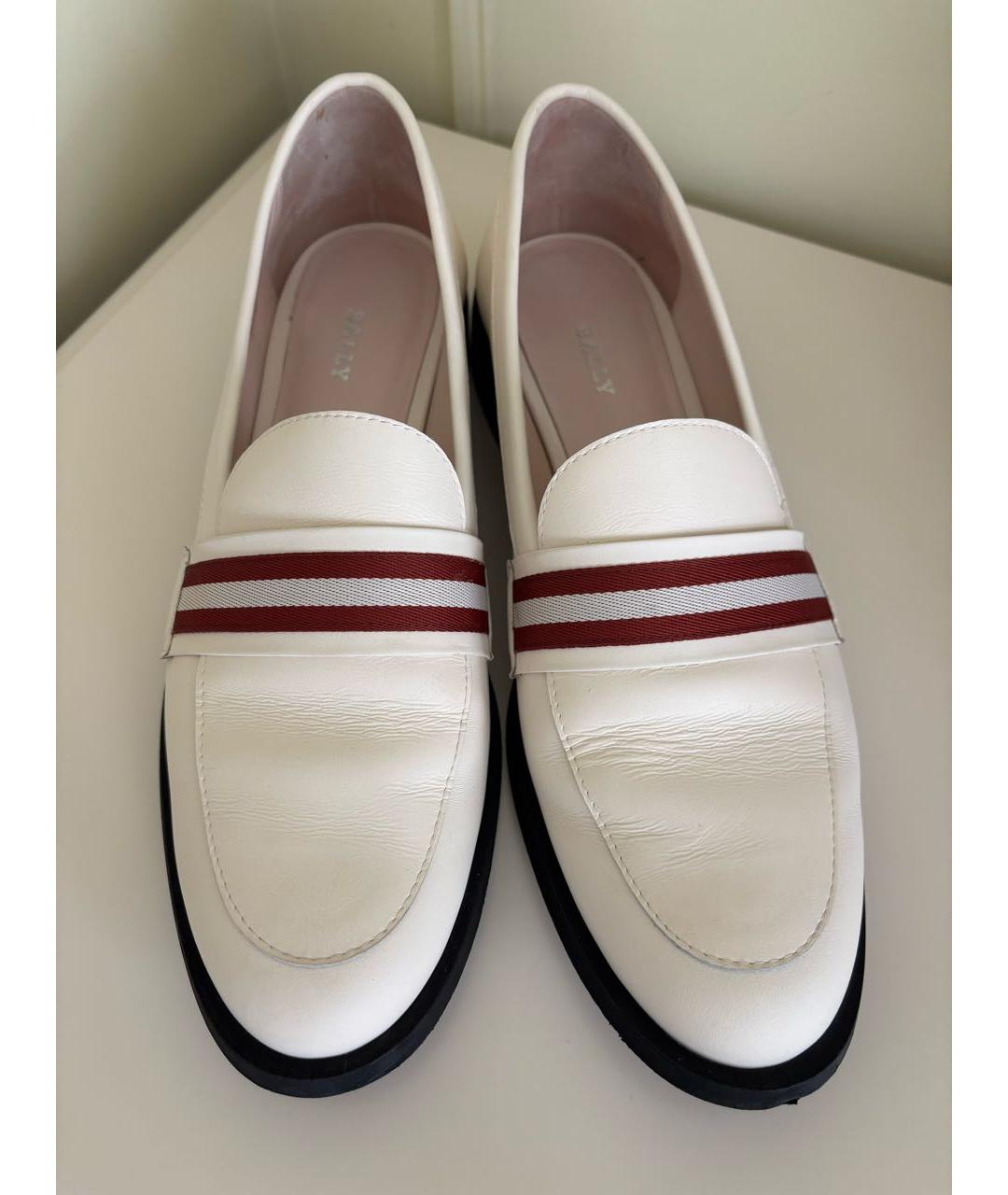BALLY Белые кожаные лоферы, фото 2