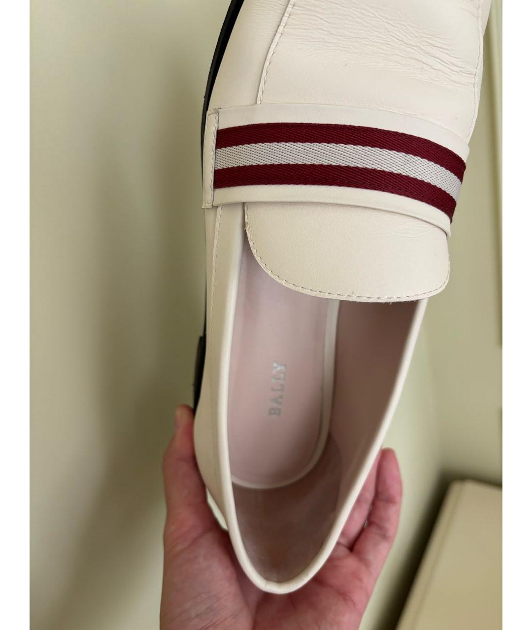 BALLY Белые кожаные лоферы, фото 5