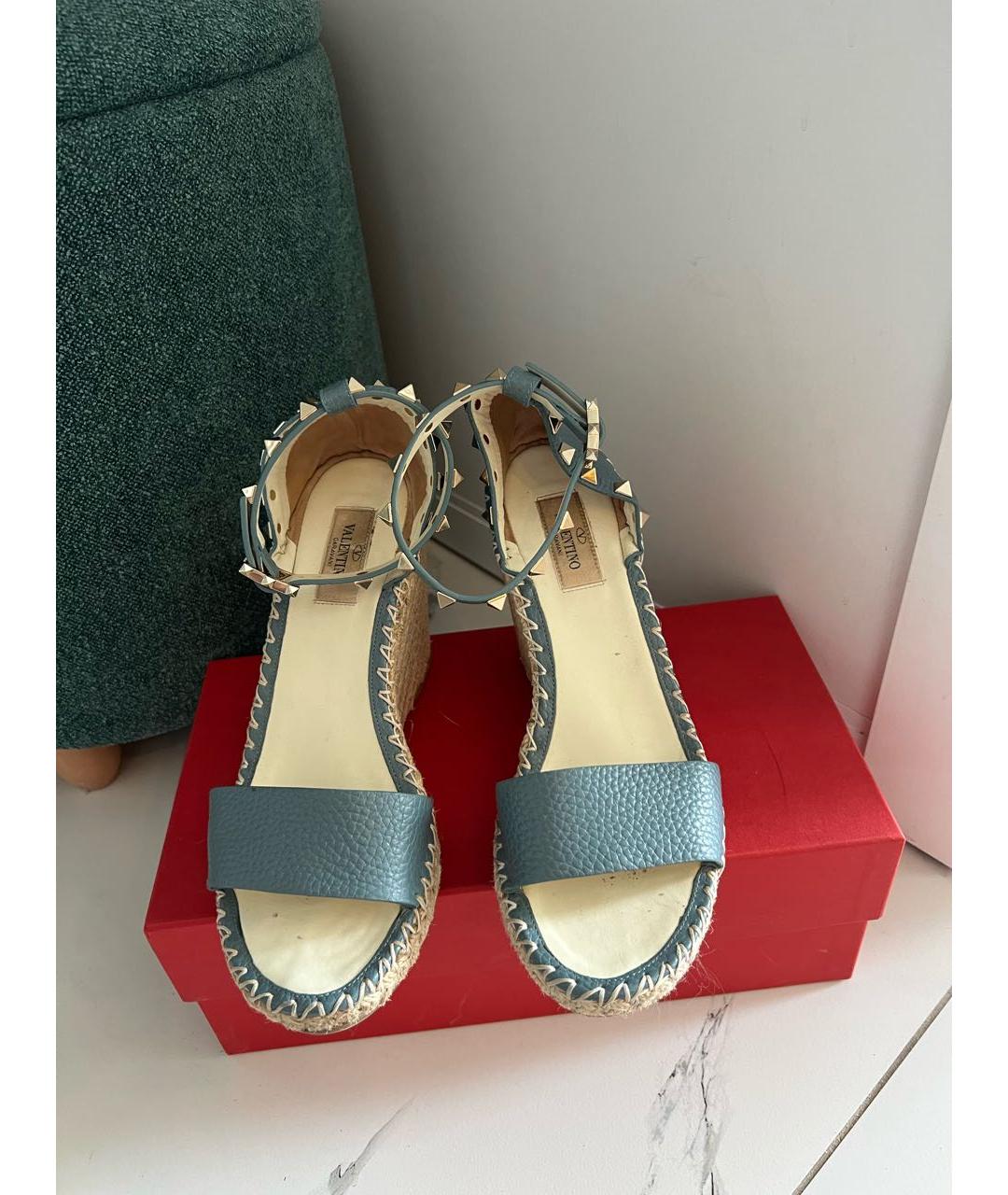 VALENTINO Голубые кожаные босоножки, фото 2