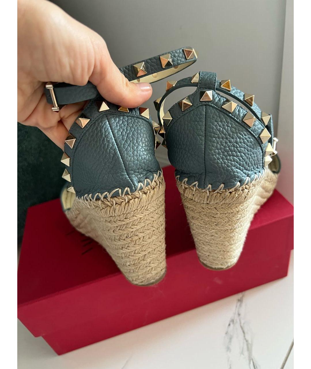 VALENTINO Голубые кожаные босоножки, фото 3