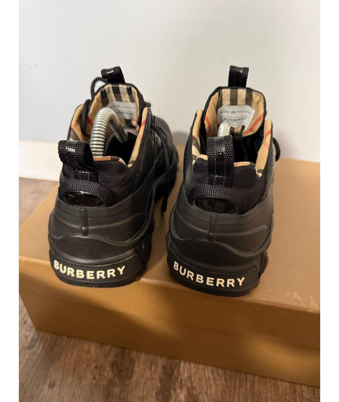 BURBERRY Черные кроссовки, фото 4