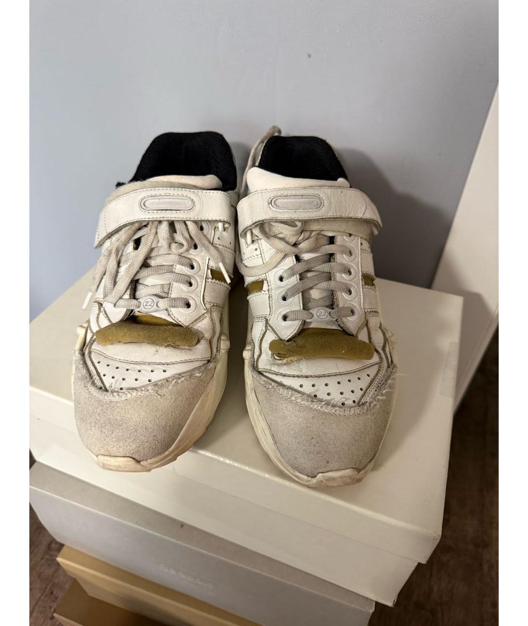 MAISON MARGIELA Белые кожаные кроссовки, фото 2