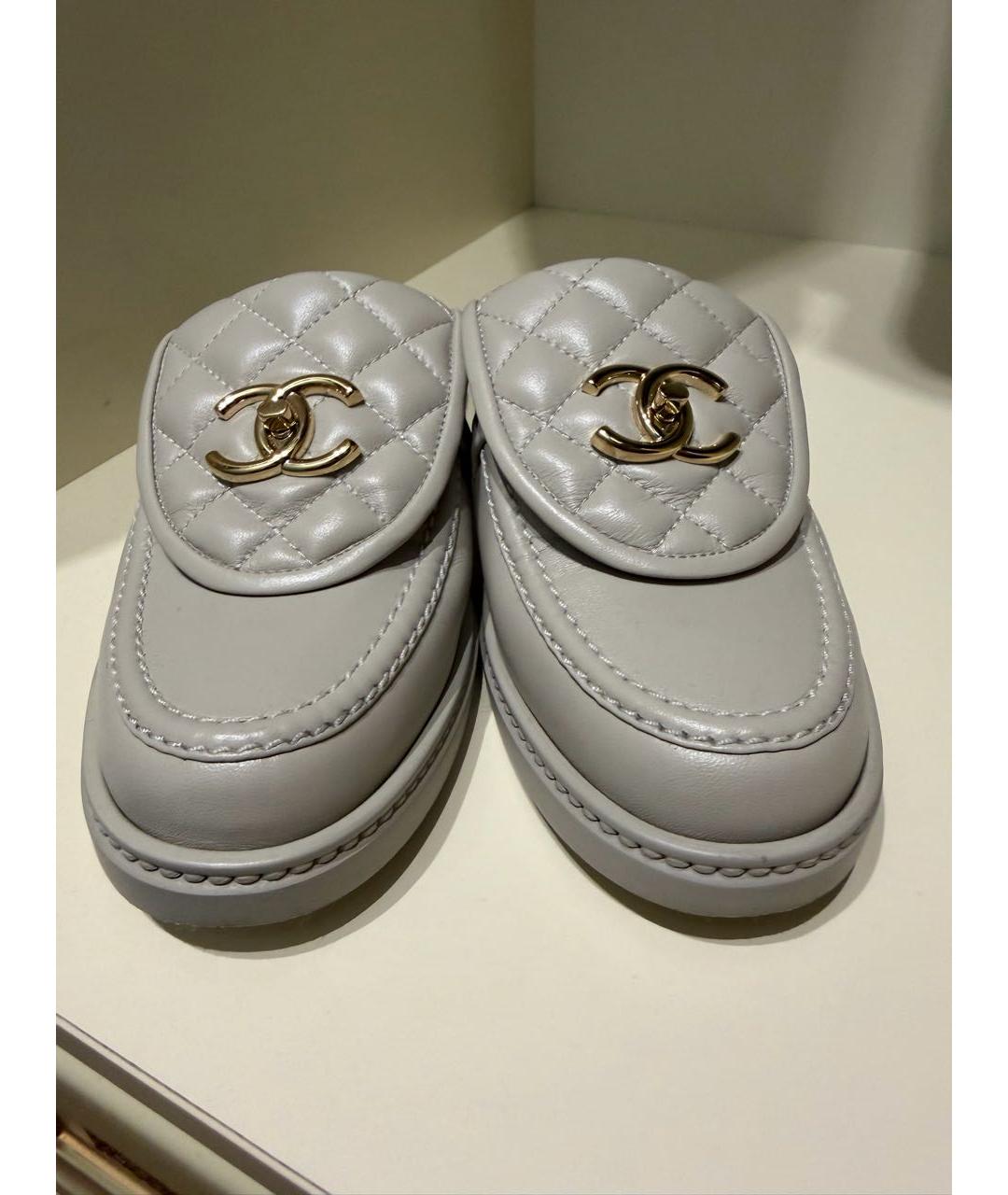 CHANEL Серые кожаные сабо, фото 2