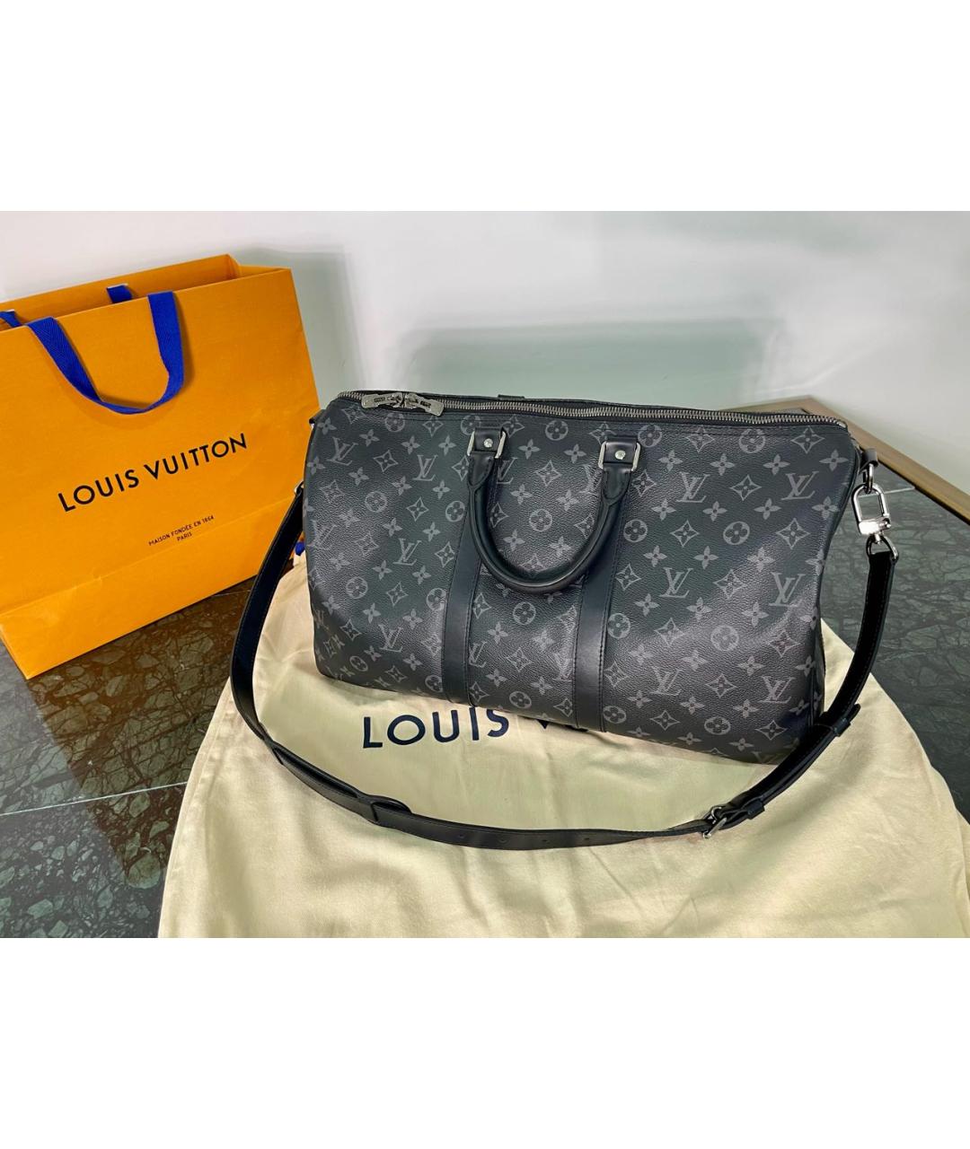 LOUIS VUITTON Черная дорожная/спортивная сумка из канвы, фото 2