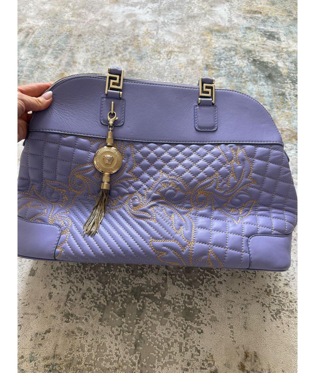 VERSACE Фиолетовая кожаная сумка с короткими ручками, фото 3