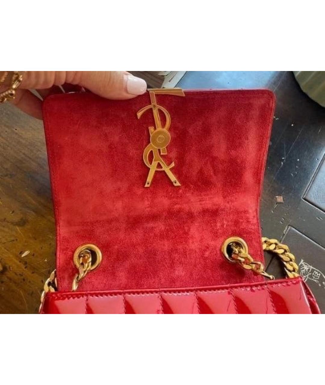 SAINT LAURENT Красная сумка через плечо из лакированной кожи, фото 4