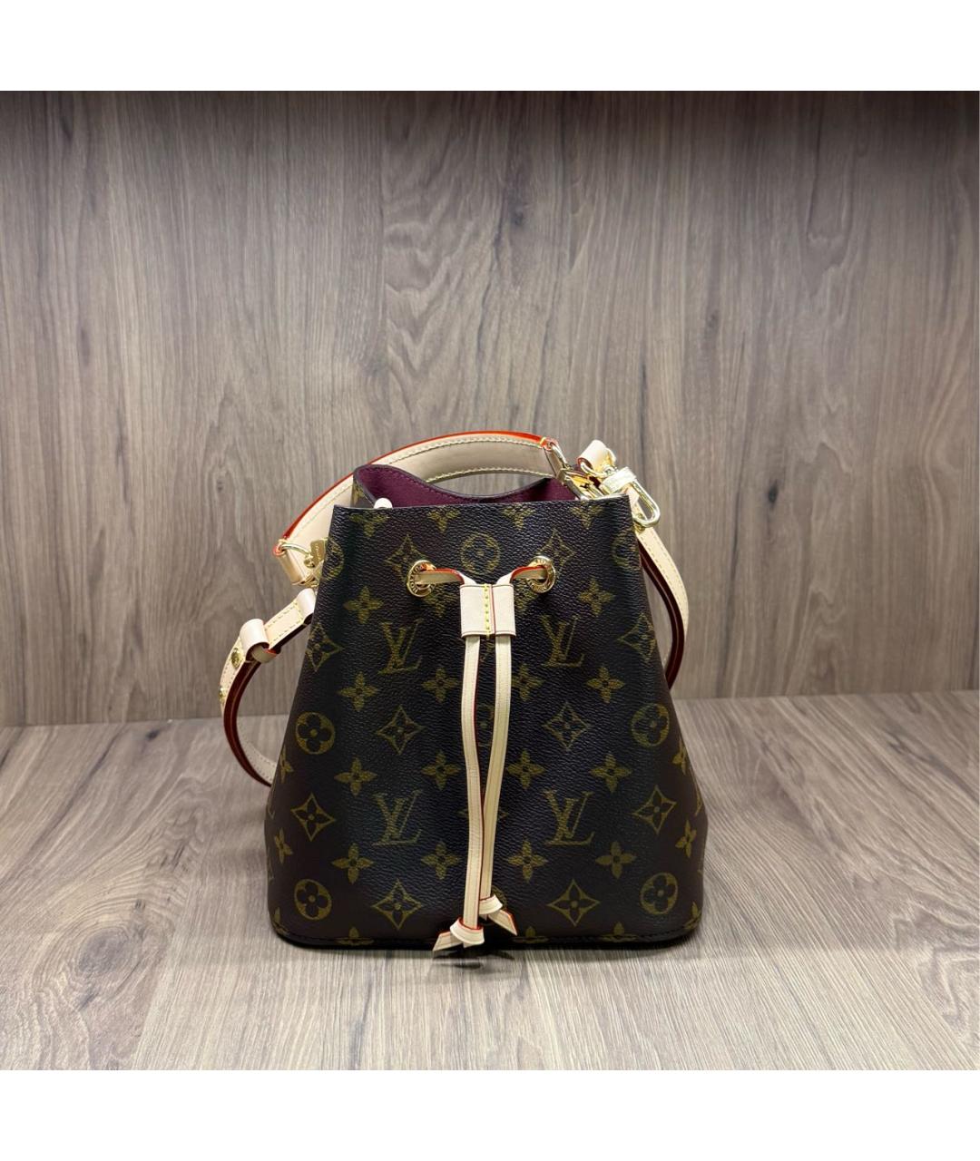 LOUIS VUITTON Коричневая сумка с короткими ручками из канвы, фото 6